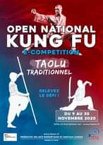 L’image contient peut-être : 1 personne, texte qui dit ’OPEN NATIONAL KUNG FU E-COMPETITION TAOLU TRADITIONNEL RELEVEZ LE DÉFI U9AU30 9 AU 30 NOVEMBRE 2020 Infos et inscriptions sur www.faemc.fr HA www.faemc.fr FÉDÉRATION DES ARTS ÉNERGÉTIQUES ET MARTIAUX CHINOIS MEMBRE DU CNOSF aemc wushuradiennels’